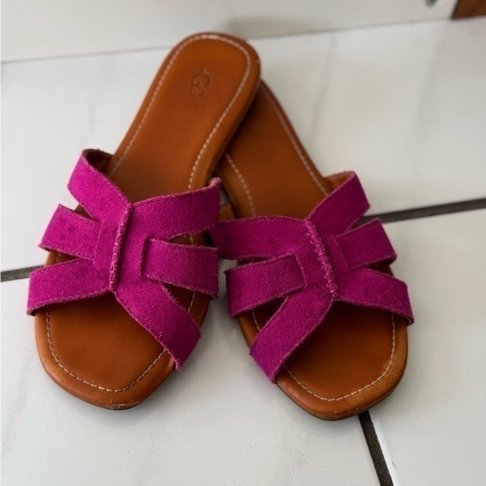 UGG Women's Pink Slide Sandals size 9